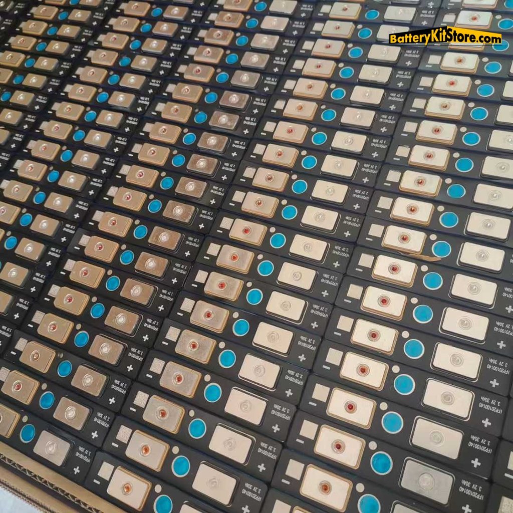 top view of prismatic lithium cells