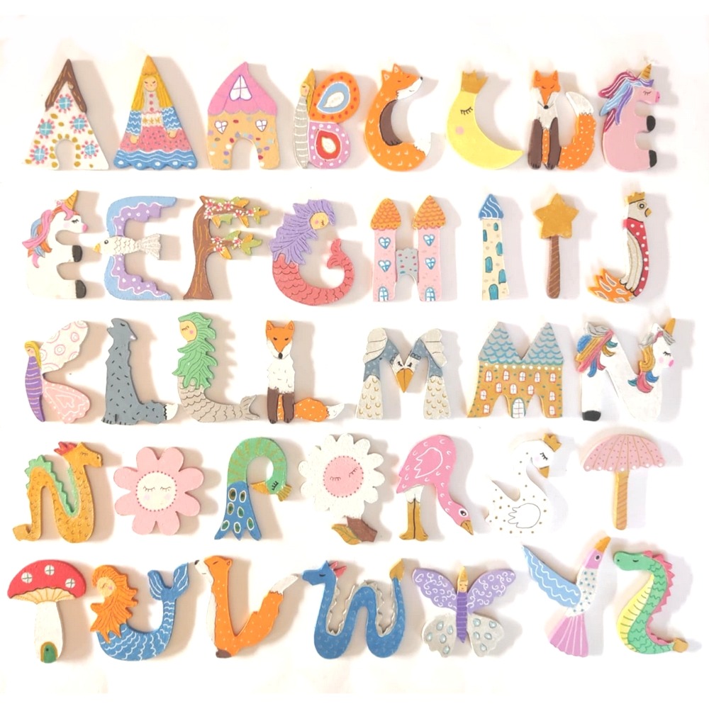 Lettres en bois princesse, fée, sirène, licorne.