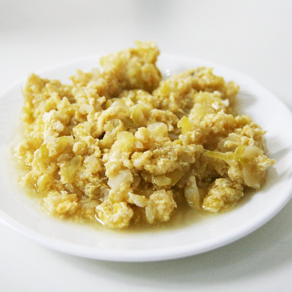 "Zarangollo" is a simple yet very healthy and nutritious dish made with zucchini, onion, and eggs. P