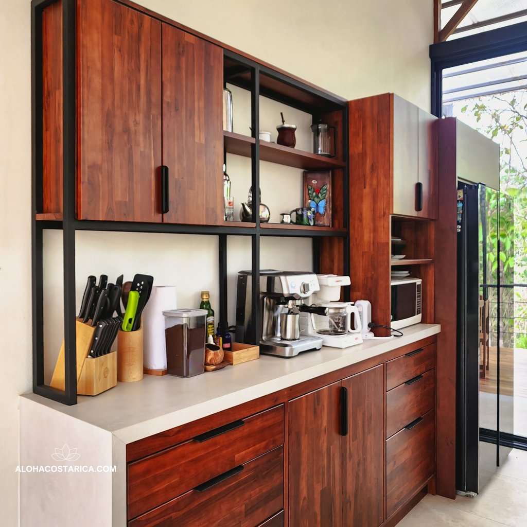 full kitchen equipped in your vacation home in Costa Rica