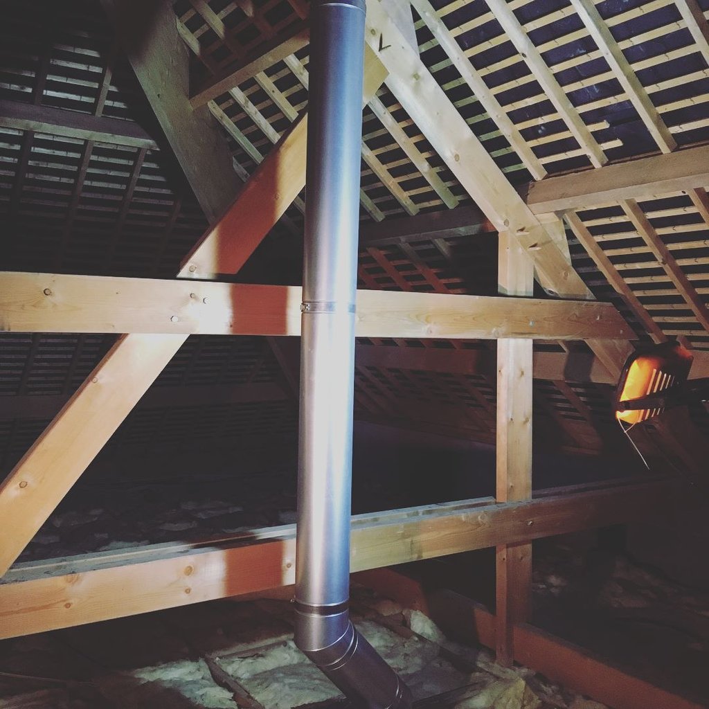 conduit isolé poujoulat, poêle à bois, chauffage au bois, chapeau cheminé, ploermel, questembert, 