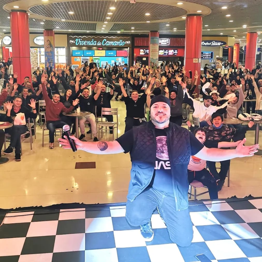 STAND UP COM RODRIGO CÁCERES - SHOPPING METRÔ BOULEVARD TATUAPÉ