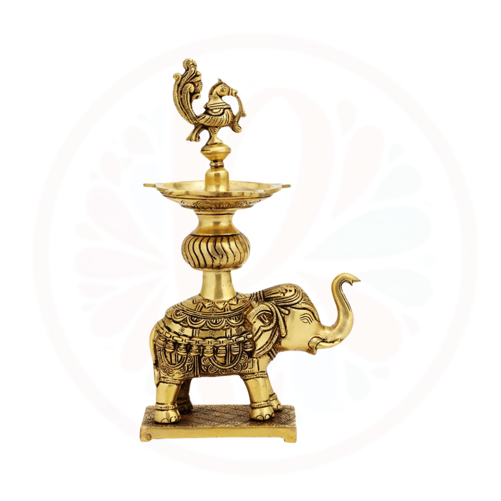 #BrassDeepak #DiyaDecoration #BrassDiya #TraditionalLighting #BrassLamp #DiwaliDecor #HomeDecor #Ind