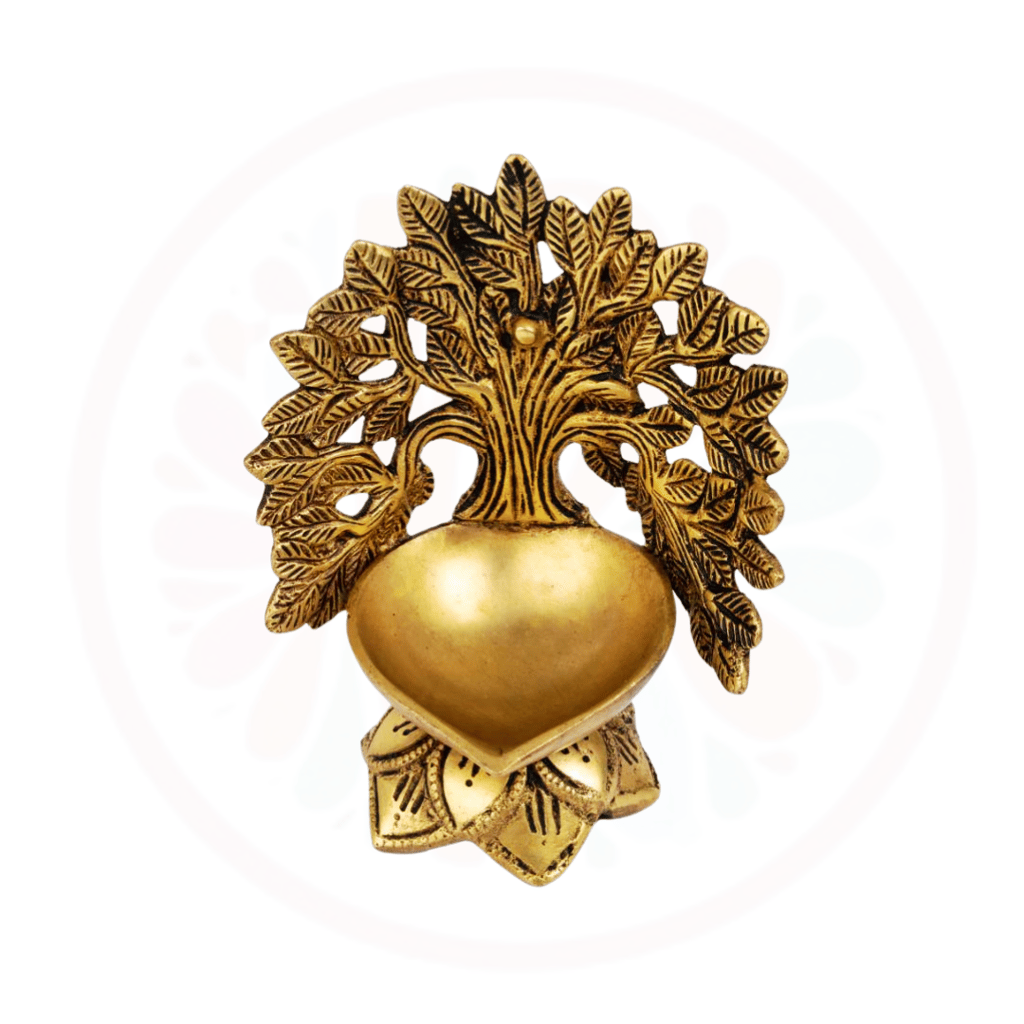 #BrassDeepak #DiyaDecoration #BrassDiya #TraditionalLighting #BrassLamp #DiwaliDecor #HomeDecor #Ind