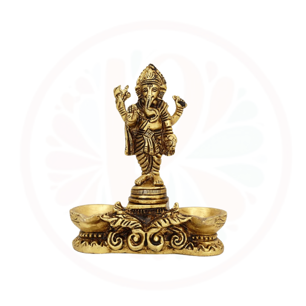 #BrassDeepak #DiyaDecoration #BrassDiya #TraditionalLighting #BrassLamp #DiwaliDecor #HomeDecor #Ind