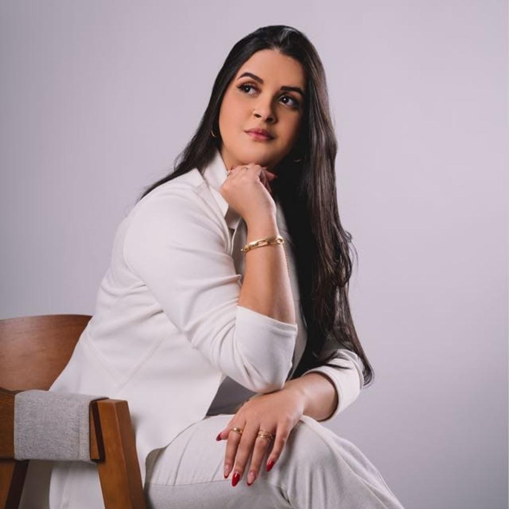 Marketing e Posicionamento Studio Layza Souza