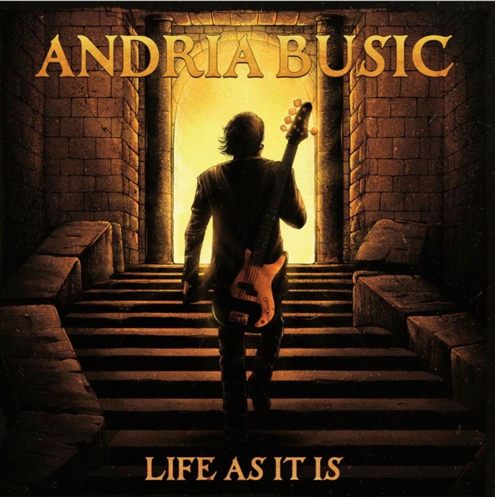 oto de capa do álbum "Life As It Is", do músico Andria Busic. 