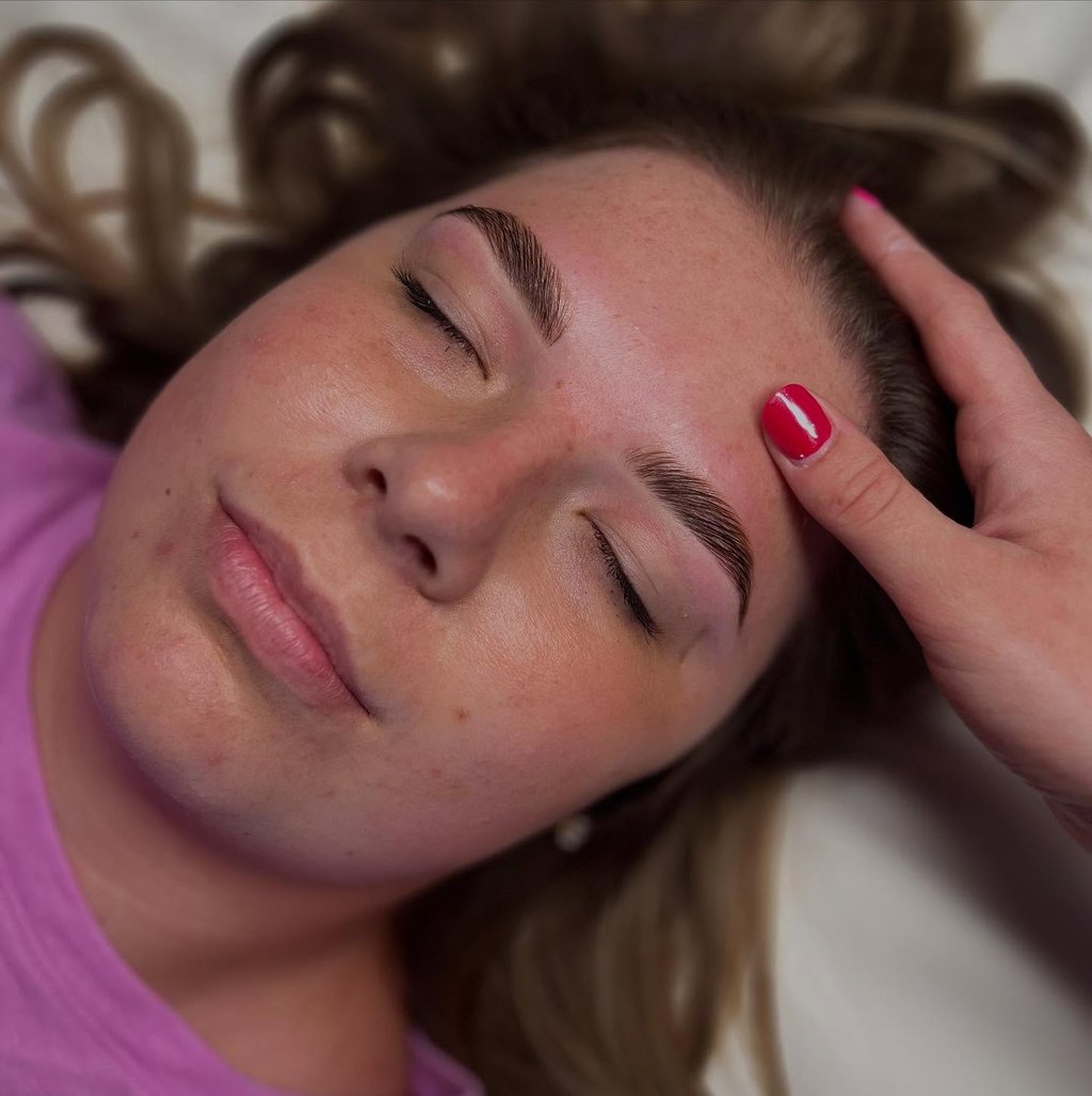 brows by esthetician mallory at Meraki and Co salon and spa