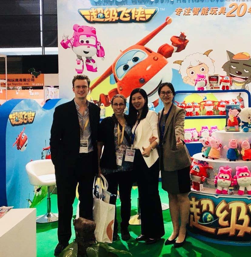 China business guide helping foreign buyers with sourcing and supplier visits