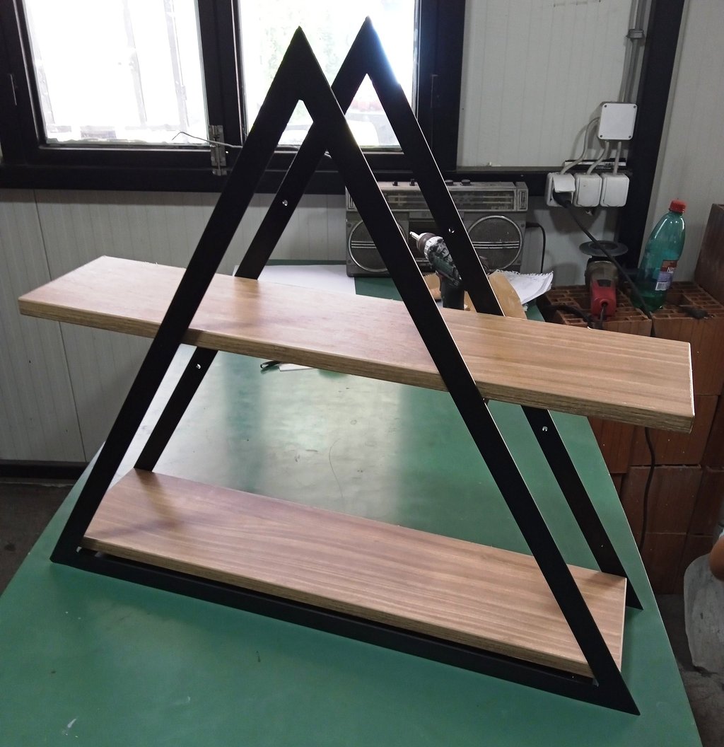 drvometal, drvo metal, nameštaj, police, stolovi, stolice, ograde, ograda, kapija