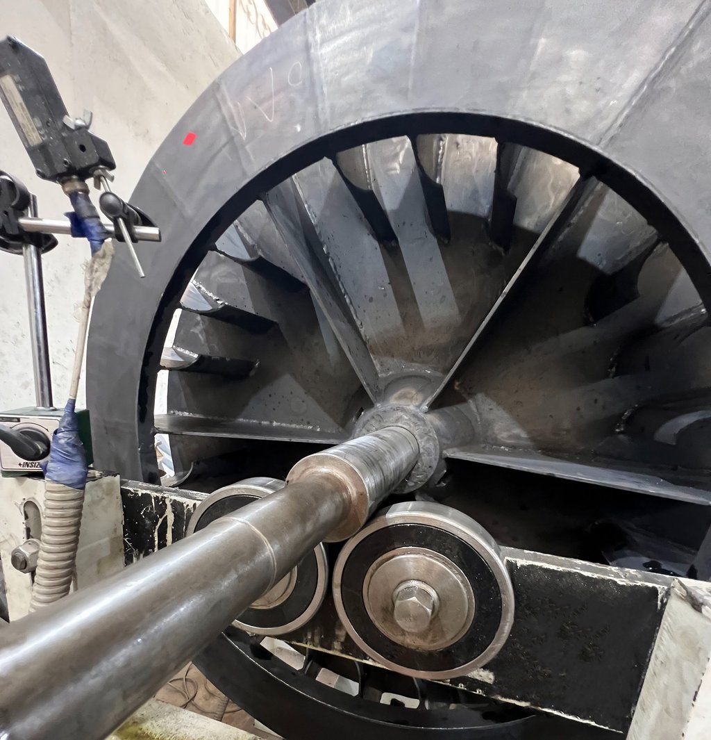 Dynamic balance of fans