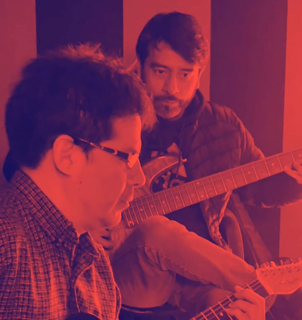 Phelan Kelly y Toño Valero en MCA Studios antes de grabar "Volar"