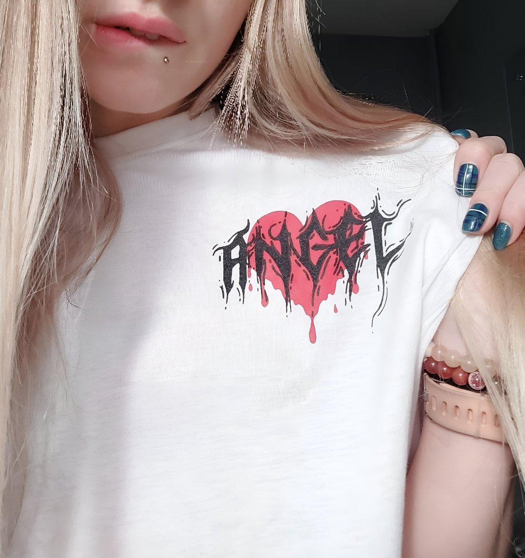 FlirtyBlondeBabe Flirty-Blonde-Babe Angel Tshirt, Sexy Lips, Piercing