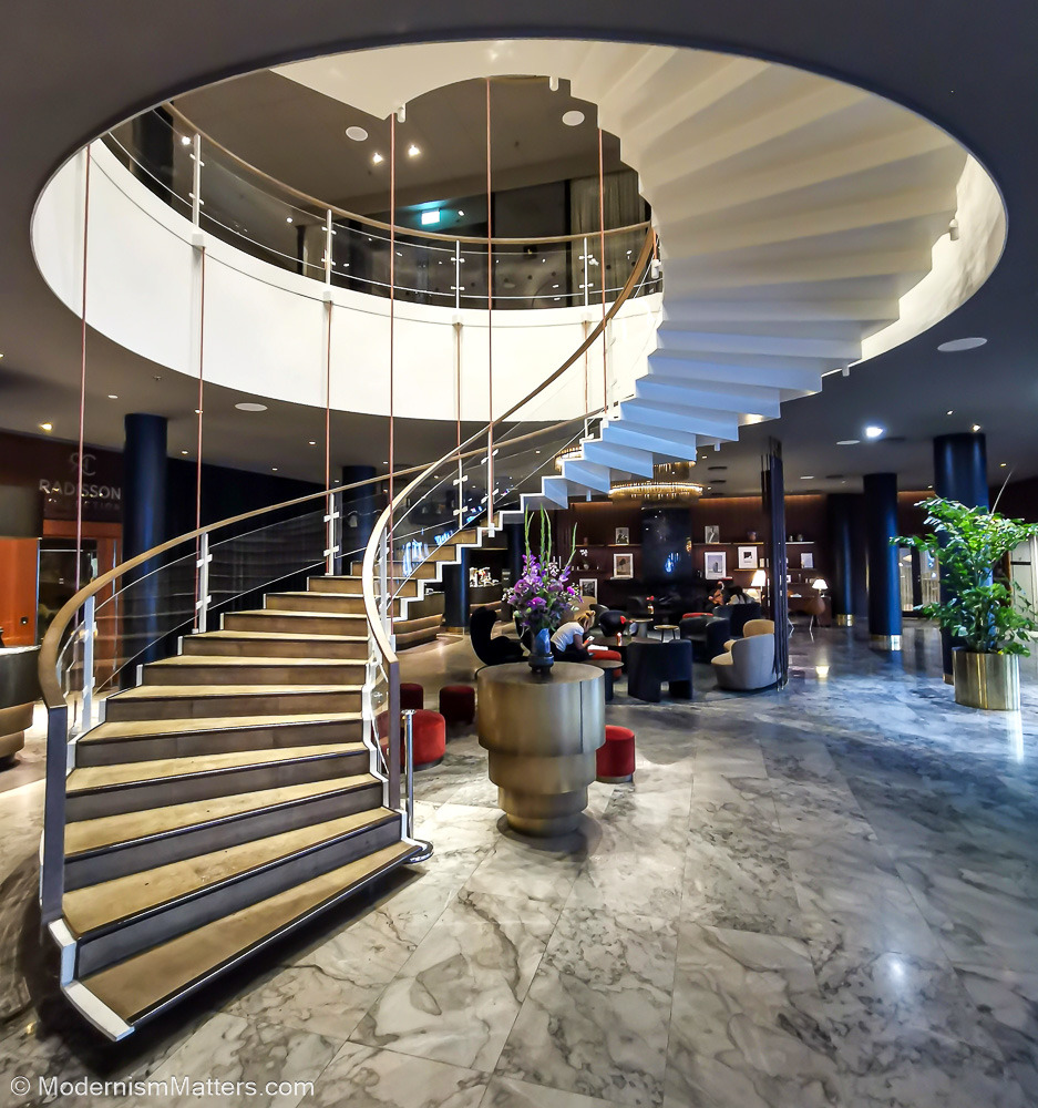 SAS Royal Hotel (interior) ● Copenhagen, Denmark ● Arne Jacobsen ● 1956-1960
