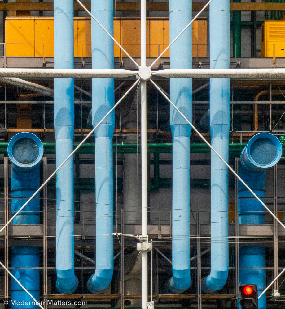 Pompidou Centre ● Paris, France ● R. Rogers, R. Piano, G. Franchini ● 1971-1977