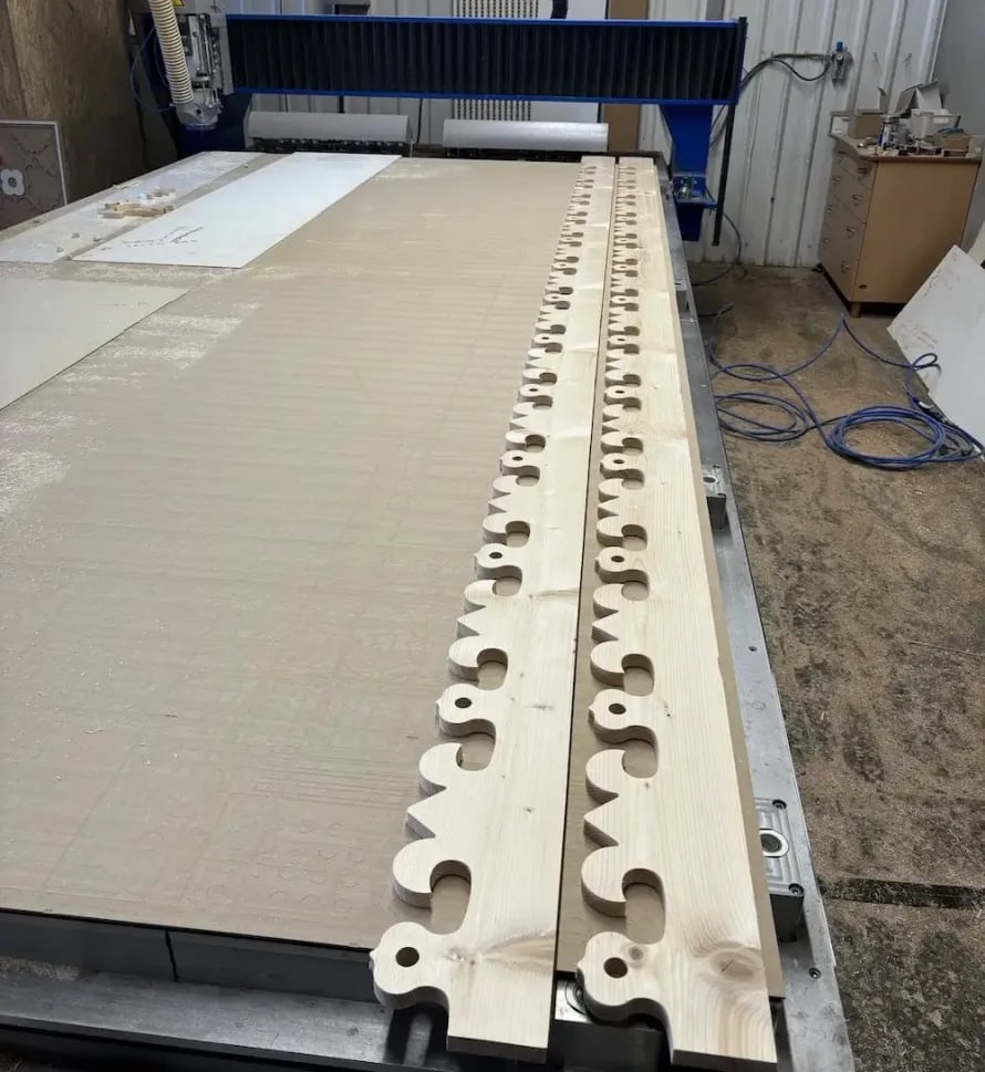 Medienos frezavimas vejalenciu gamybai