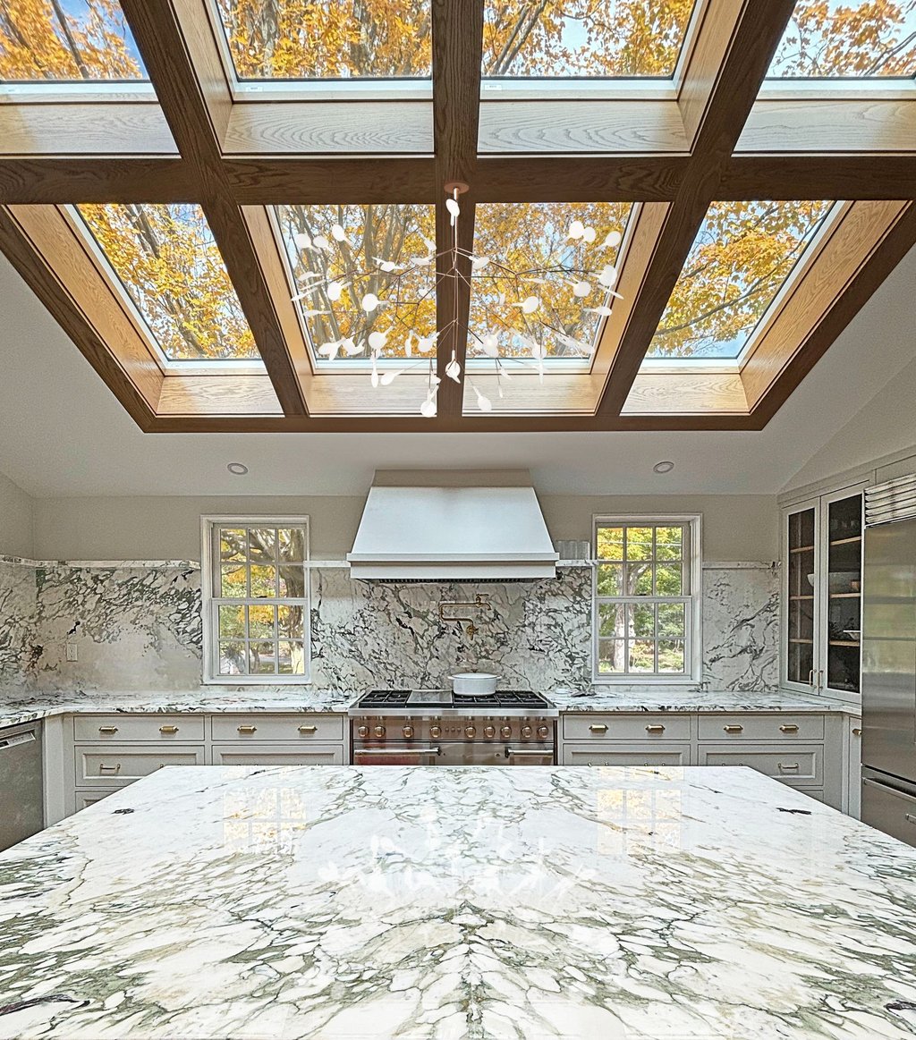 Luxury powder room botanical wallpaper marble vanity Reading MA — Erica Fossati Design