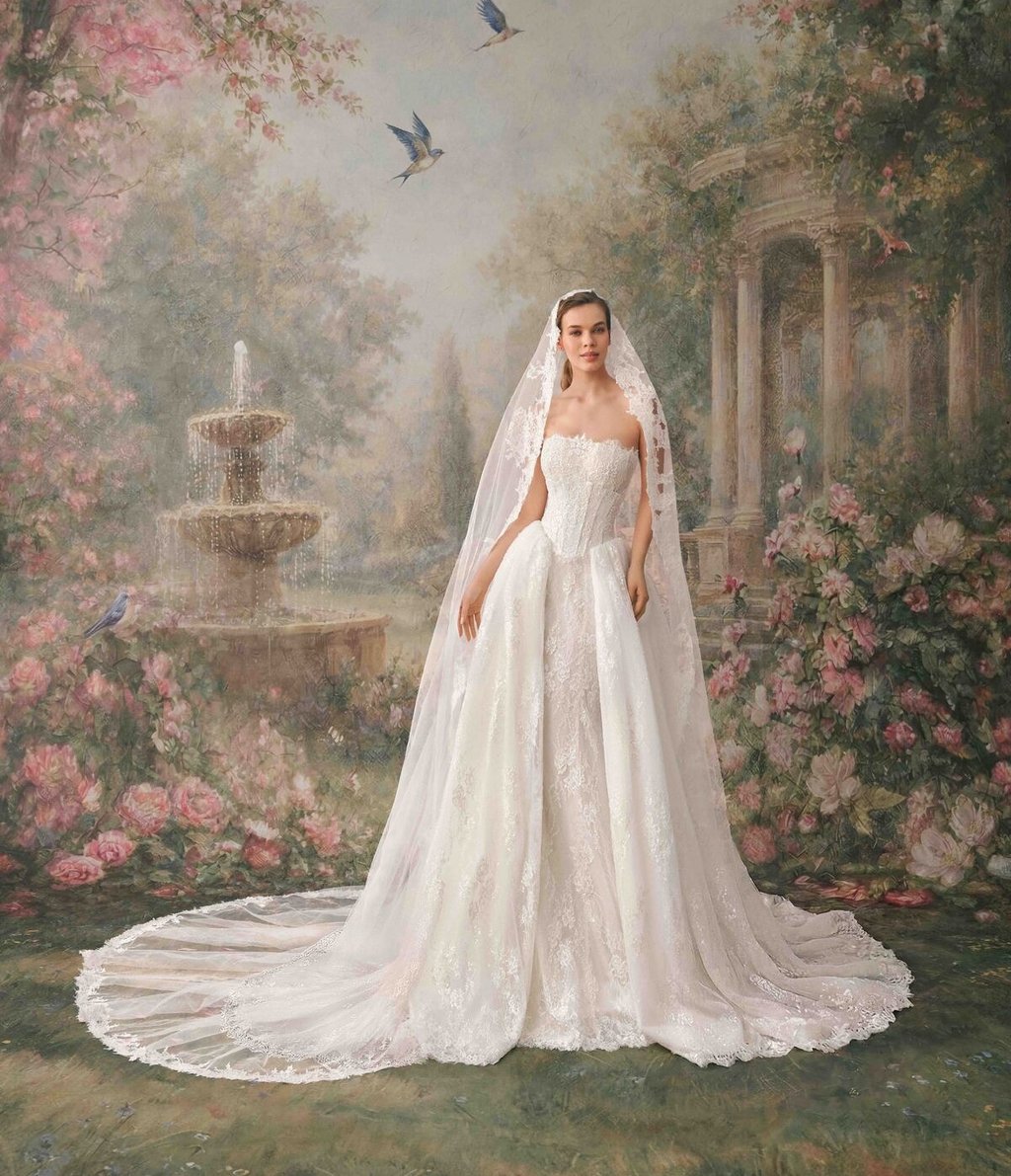 Vladiyan Royal white wedding bridal gown
