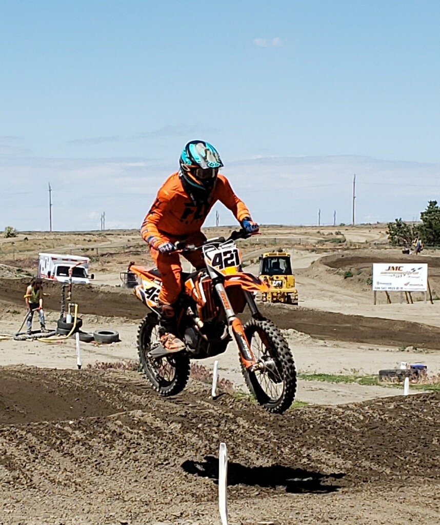 GJ Silver racing motocross at Horn Rapids Motocross track