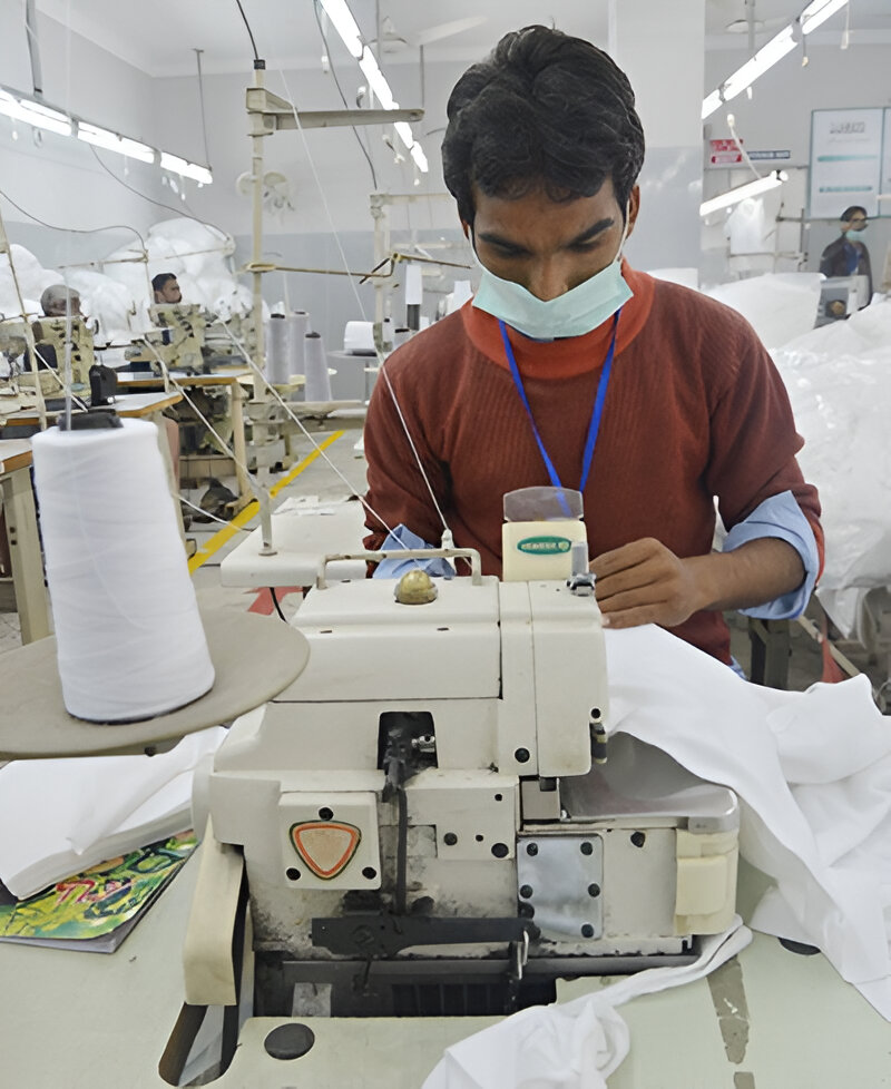 Largest Manufacturer & Supplier of Beekeeping Supplies