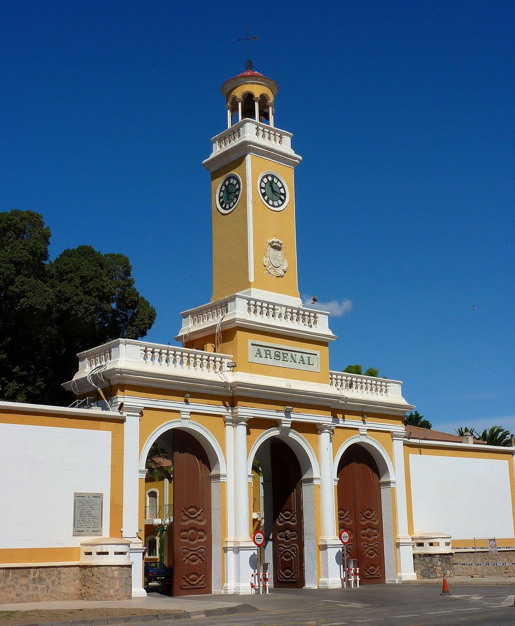 Entrance to the Cartagena Arsenal, built in the Neoclassical style in the 18th century. Photo by Out