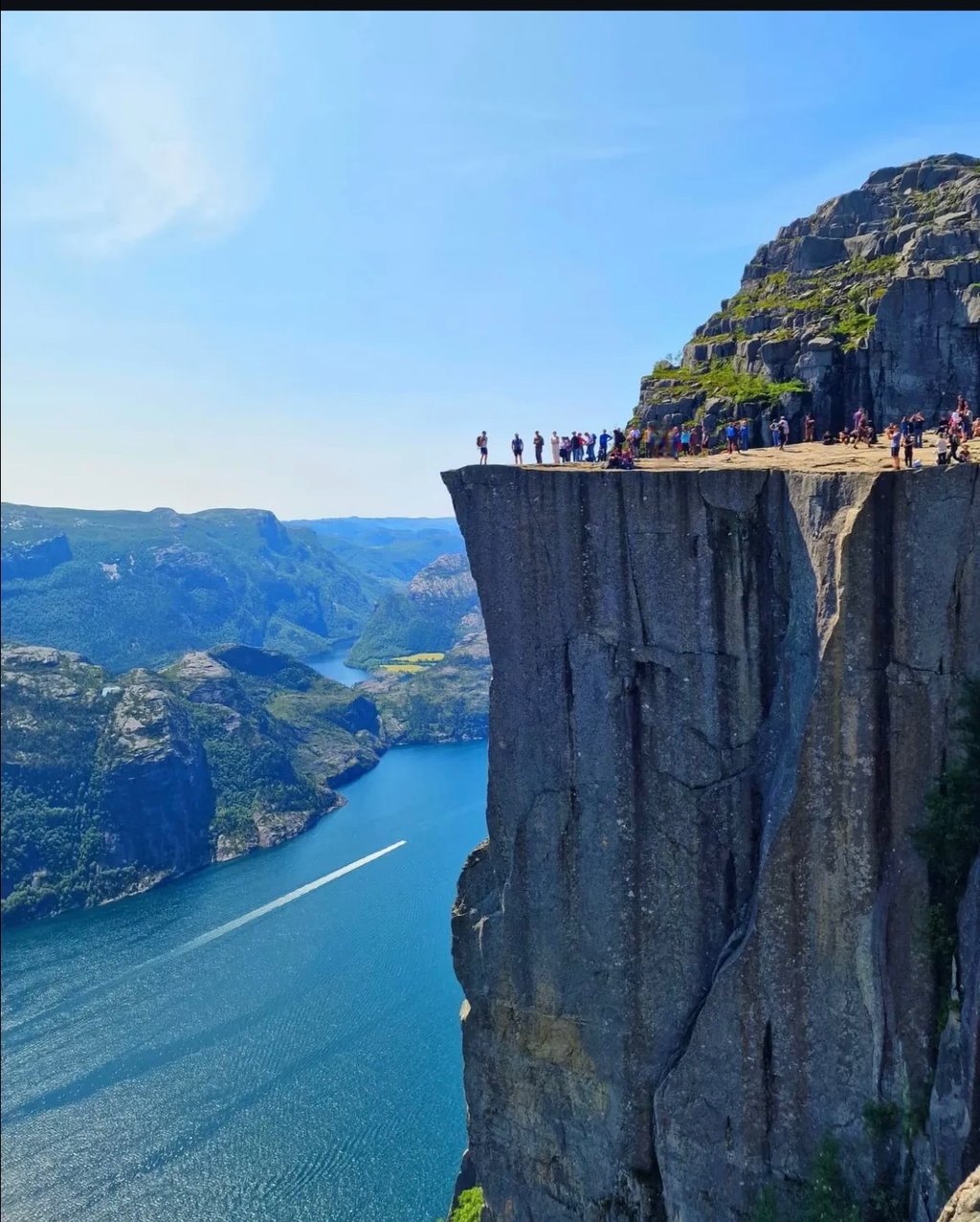 Tour por los fiordos noruegos con Extrenorway, preikestolen