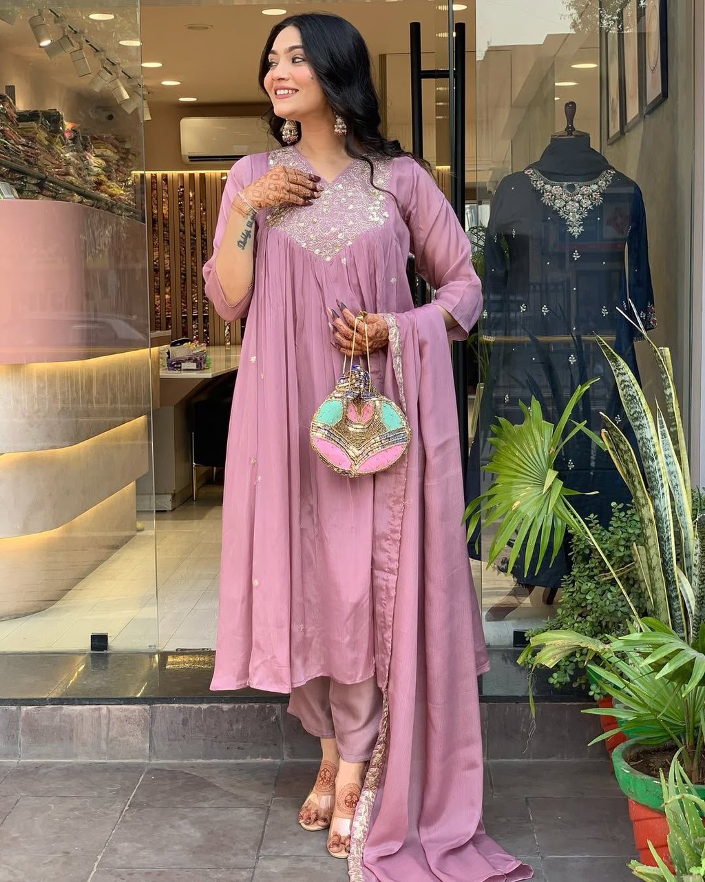 a beautiful lilac heaavy kurti pant duppatta set 
