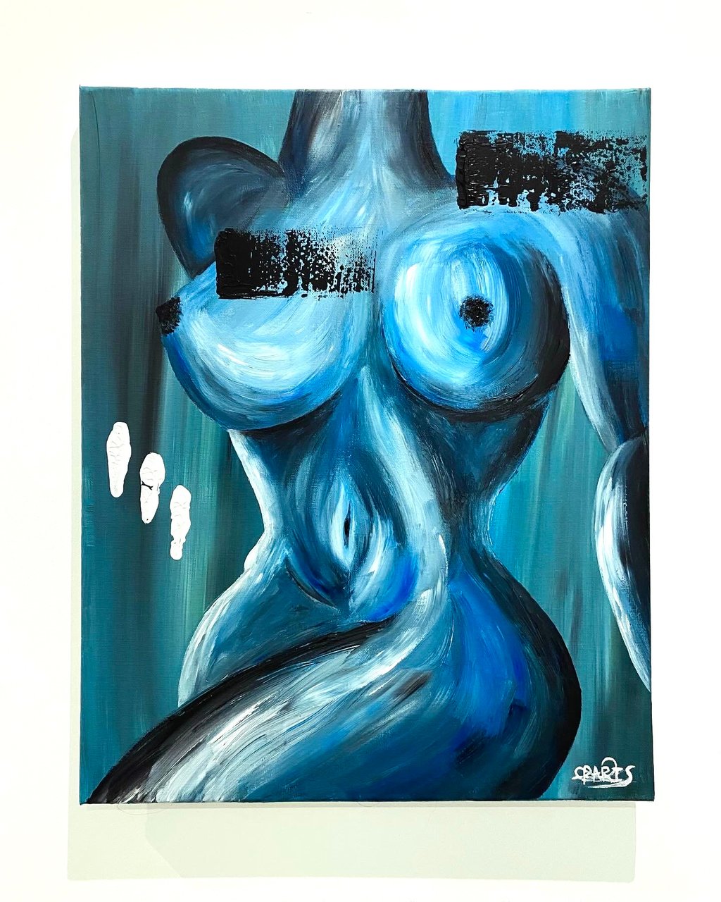 une peinture d’une femme nue dans des nuances bleues