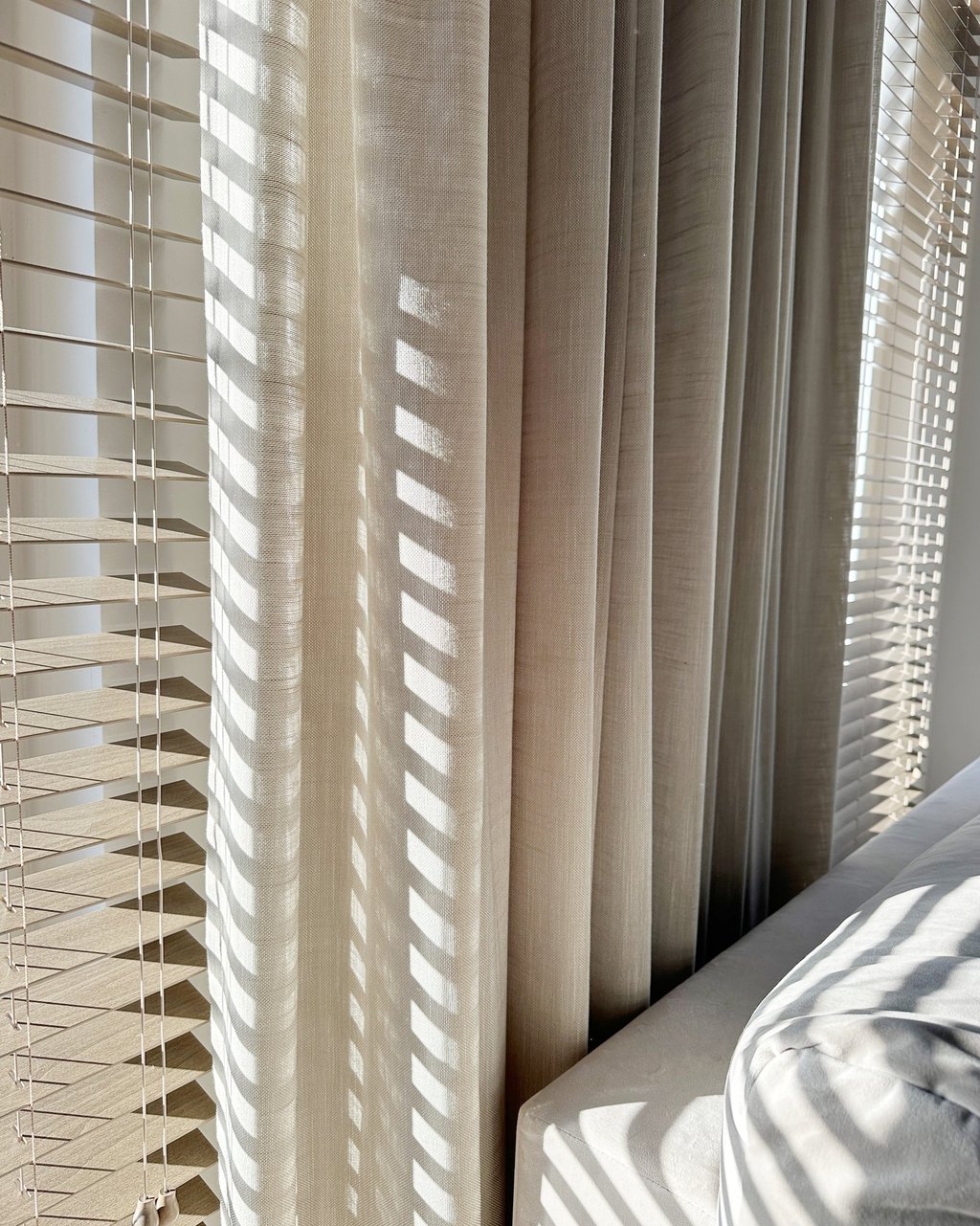 tarpinės užuolaidos