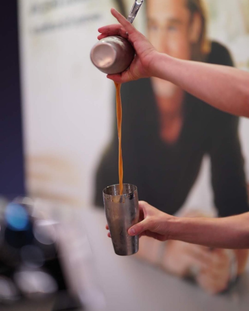 coffee bar show avec Delonghi, Cuban Roll, technique de bar 