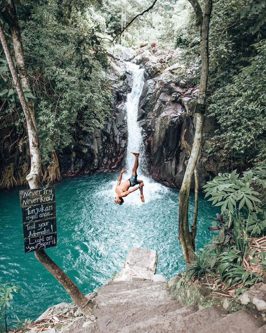 Aling aling waterfall