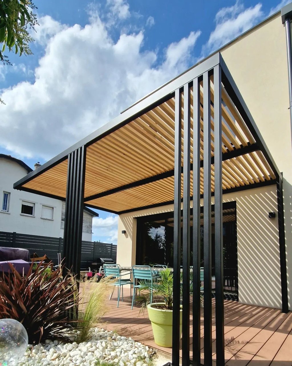 pergola en acier pour votre extérieur à lyon