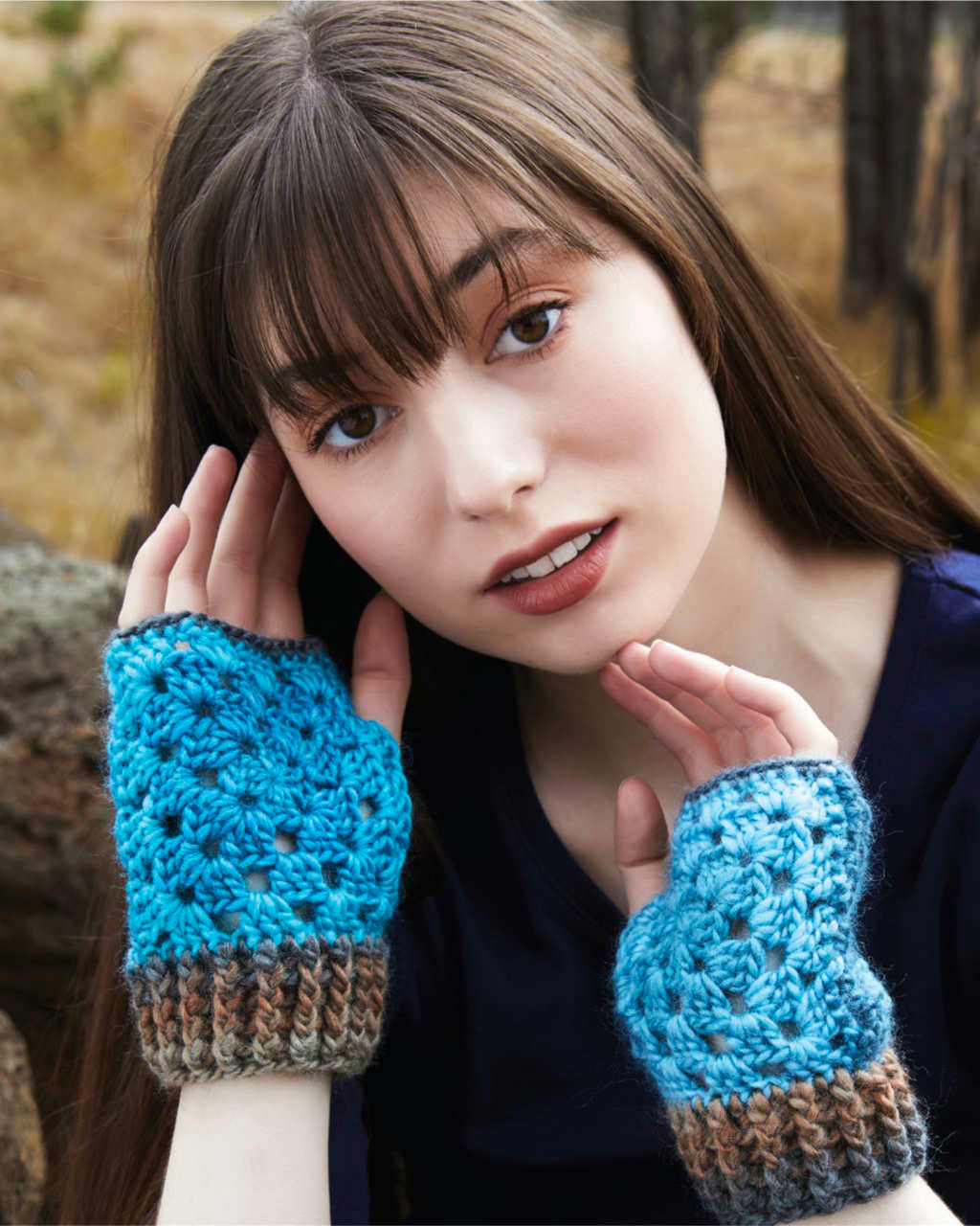 Granny Stitch Mittens - Kimana Print (Lincraft)