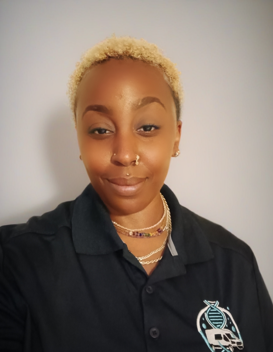 Ashley Mann of Genetics On-the-go, mobile DNA and drug testing specialist serving Henderson, Oxford.