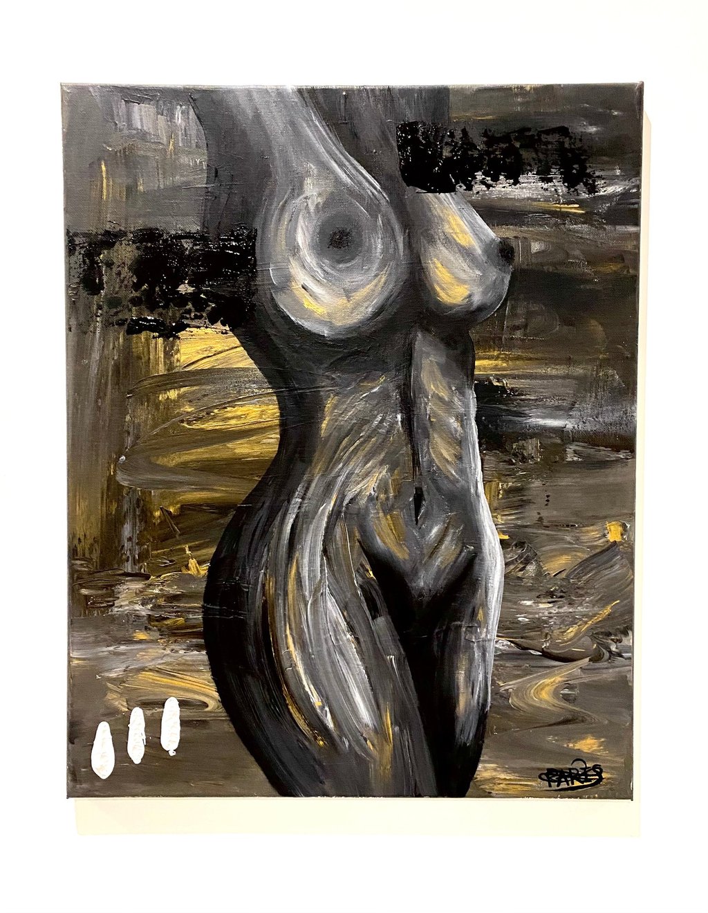 une peinture du torse d’une femme