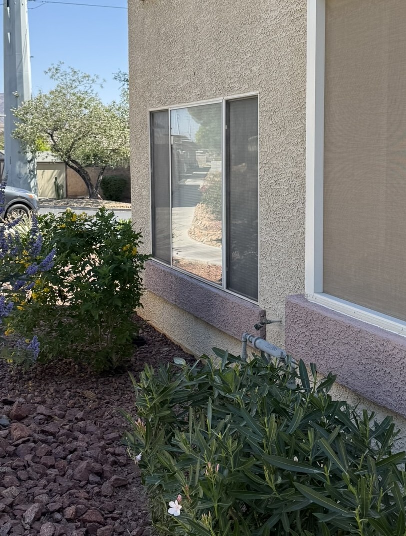 Three piece window without solar screens