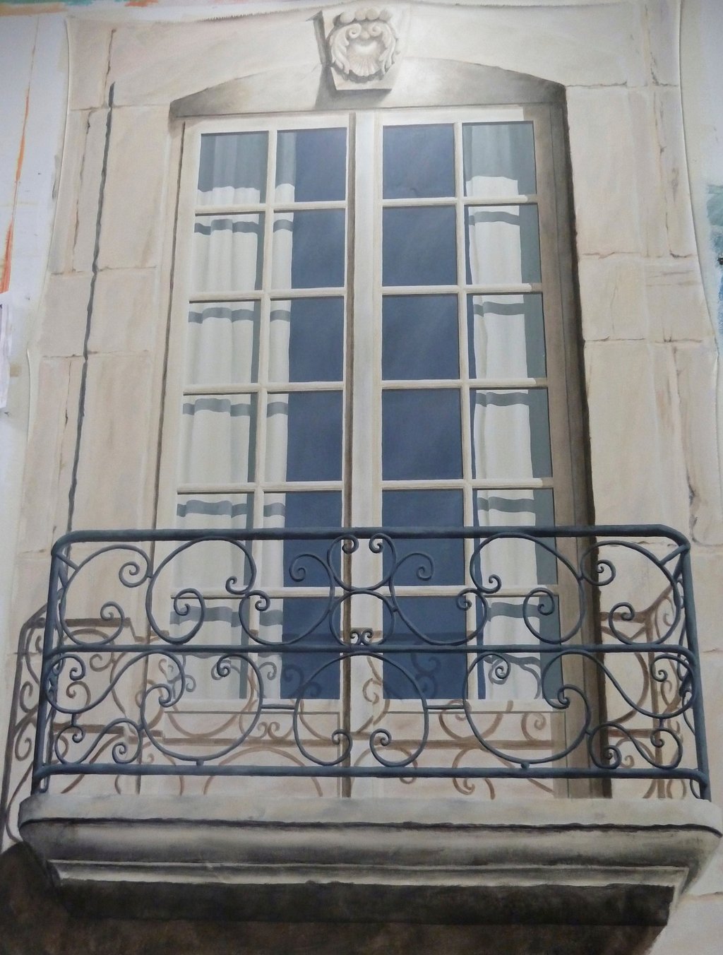Animer vos façades avec un trompe-l'oeil de fenêtre. Peint directement sur le mur ou sur une toile marouflée ou autres suppor