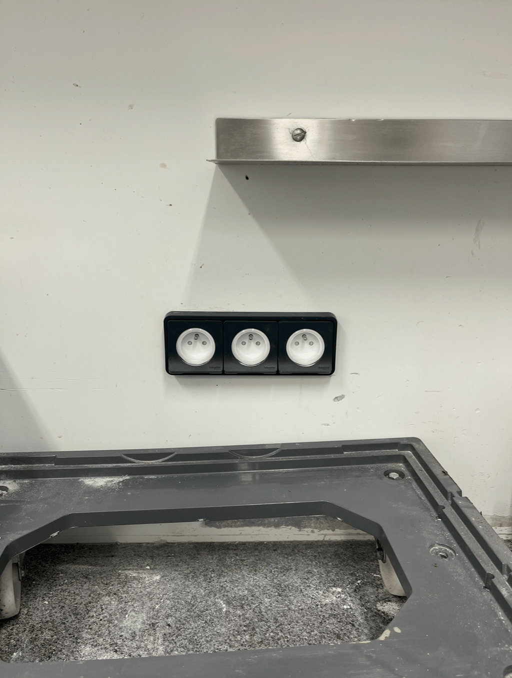 prises étanche electricien rennes