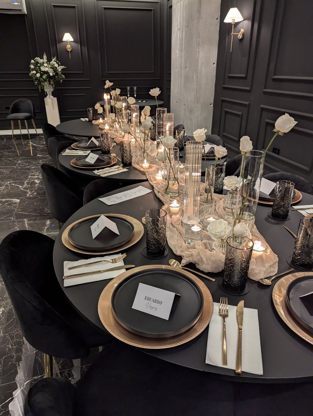 Centro de mesa imperial diseño floral Amor de Flores