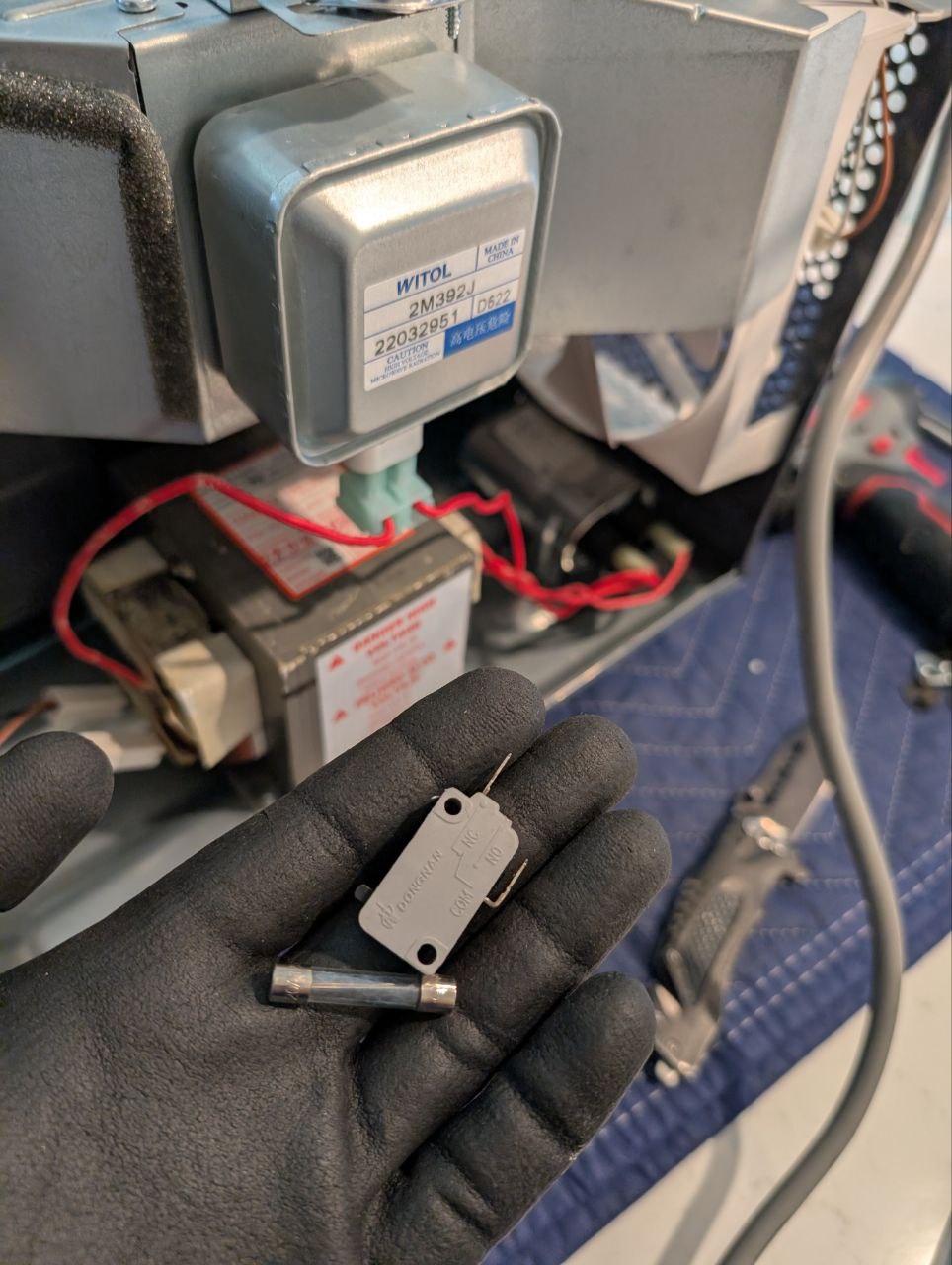 microwave fuse replacement