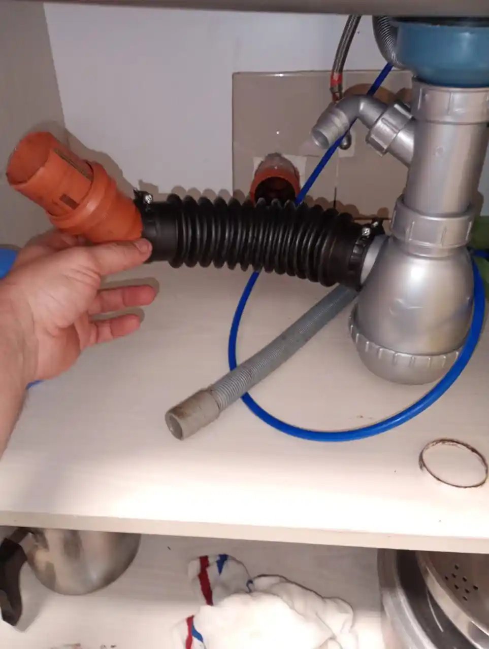 Servicio de plomeria y reparación de urgencia