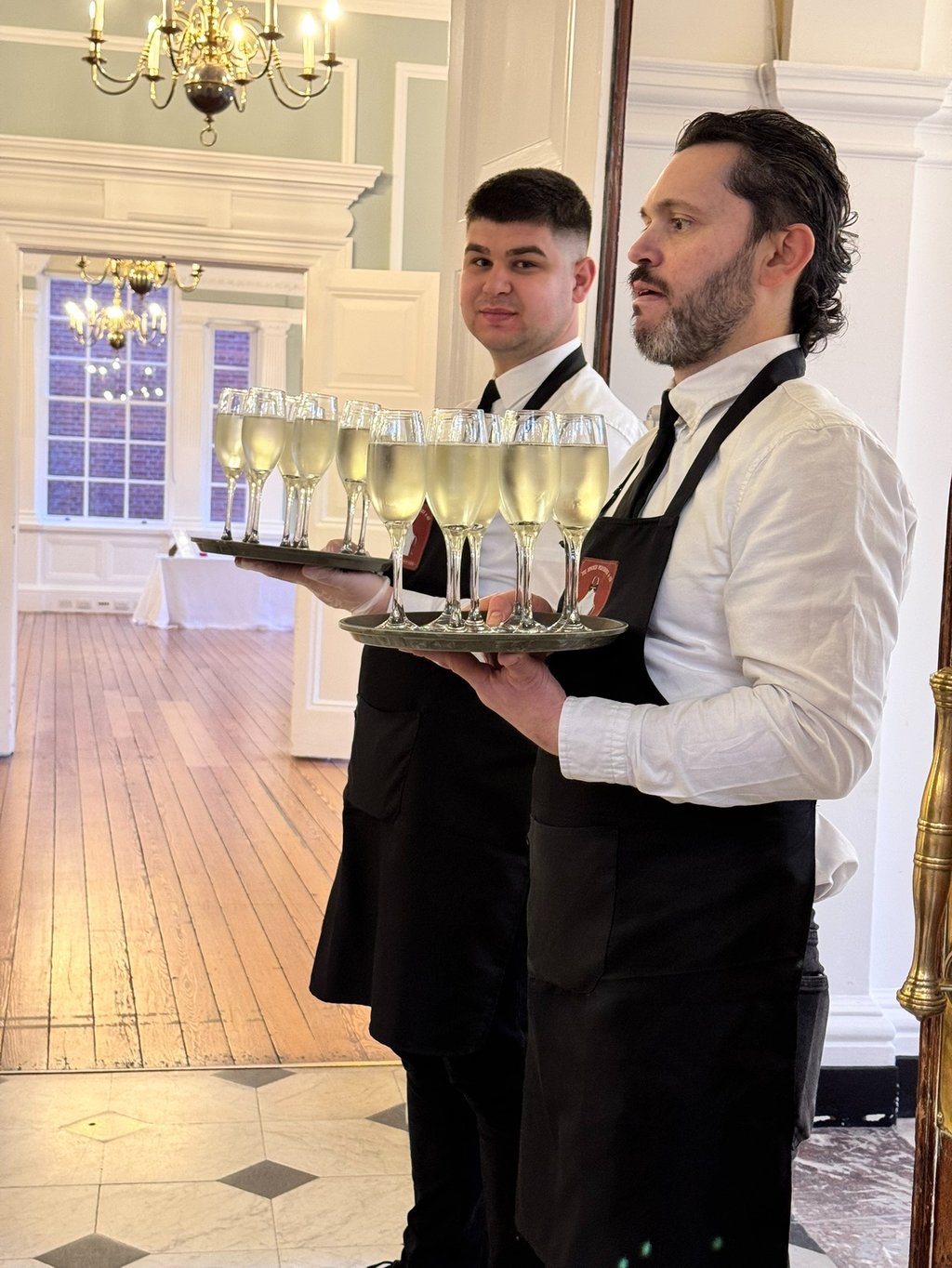 Hire Wedding Bar and professional staff from Aproned Mixologist 