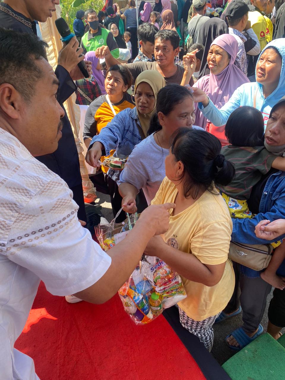 Berbagi Beras Harumas