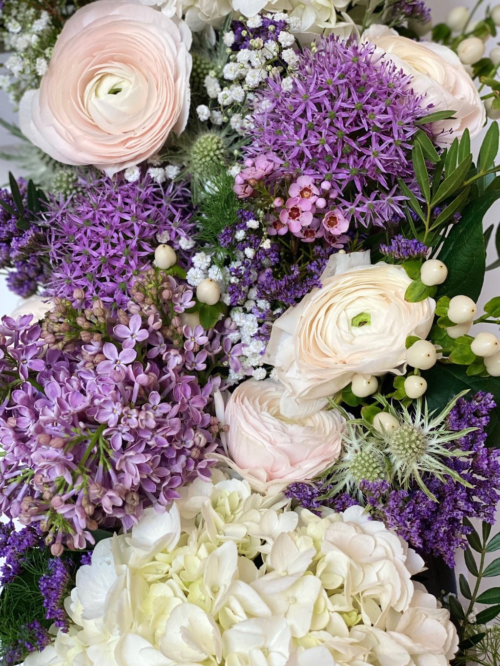 fleurs de saison printemps lila renoncules ail chardons wax