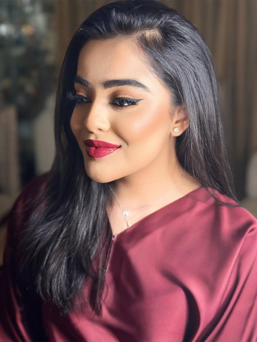 ransformation of a Dubai bride with Maria Padela’s signature glow.