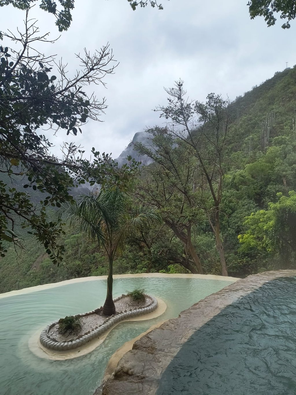 Aguas termales de tolantongo hidalgo