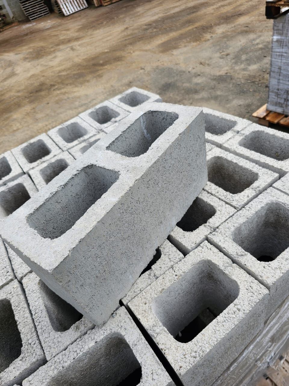 Bloco de concreto 14x19x39