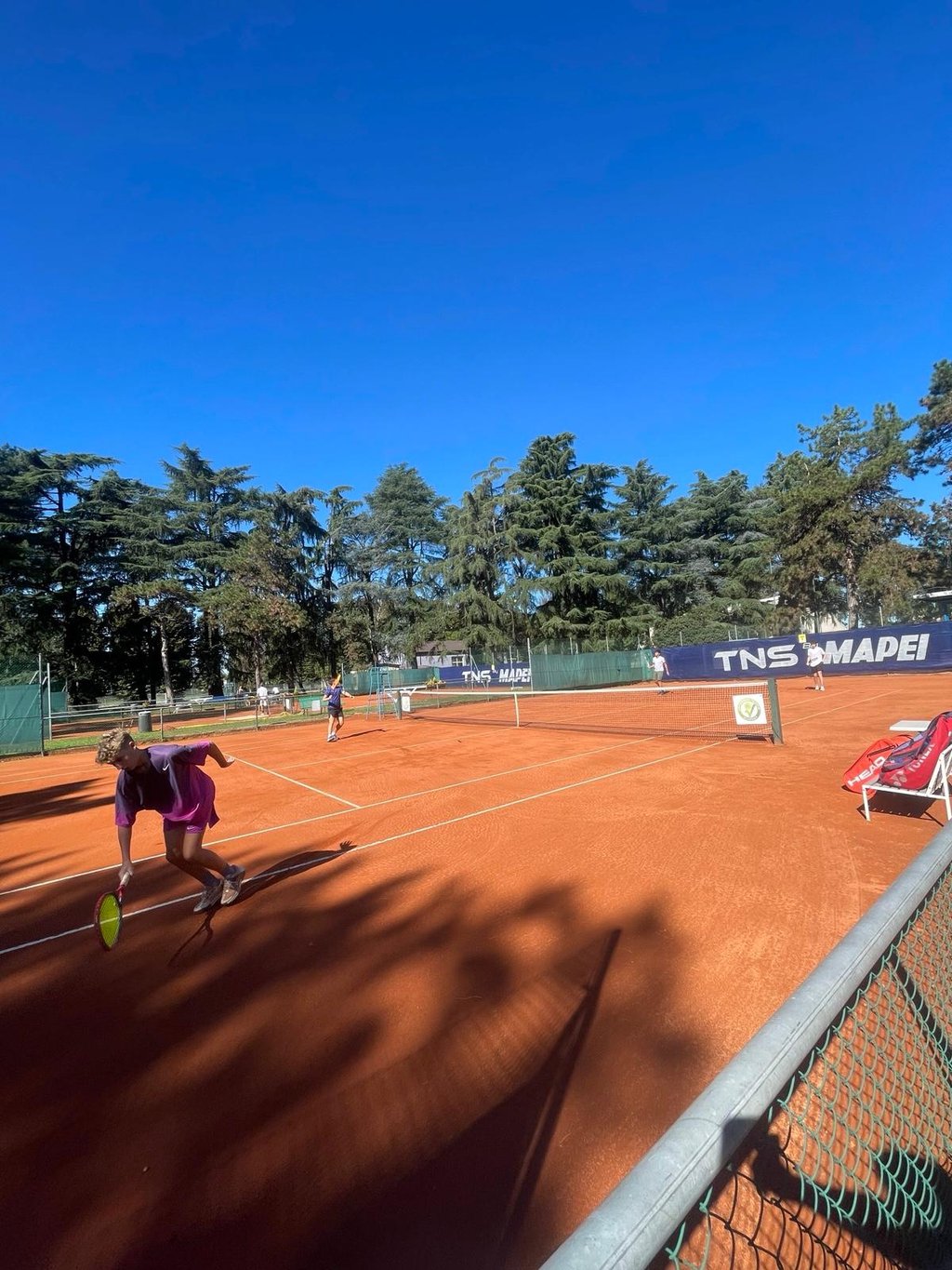 Campo da tennis in terra rossa presso il Centro Tennis Aeronautica, Milano.