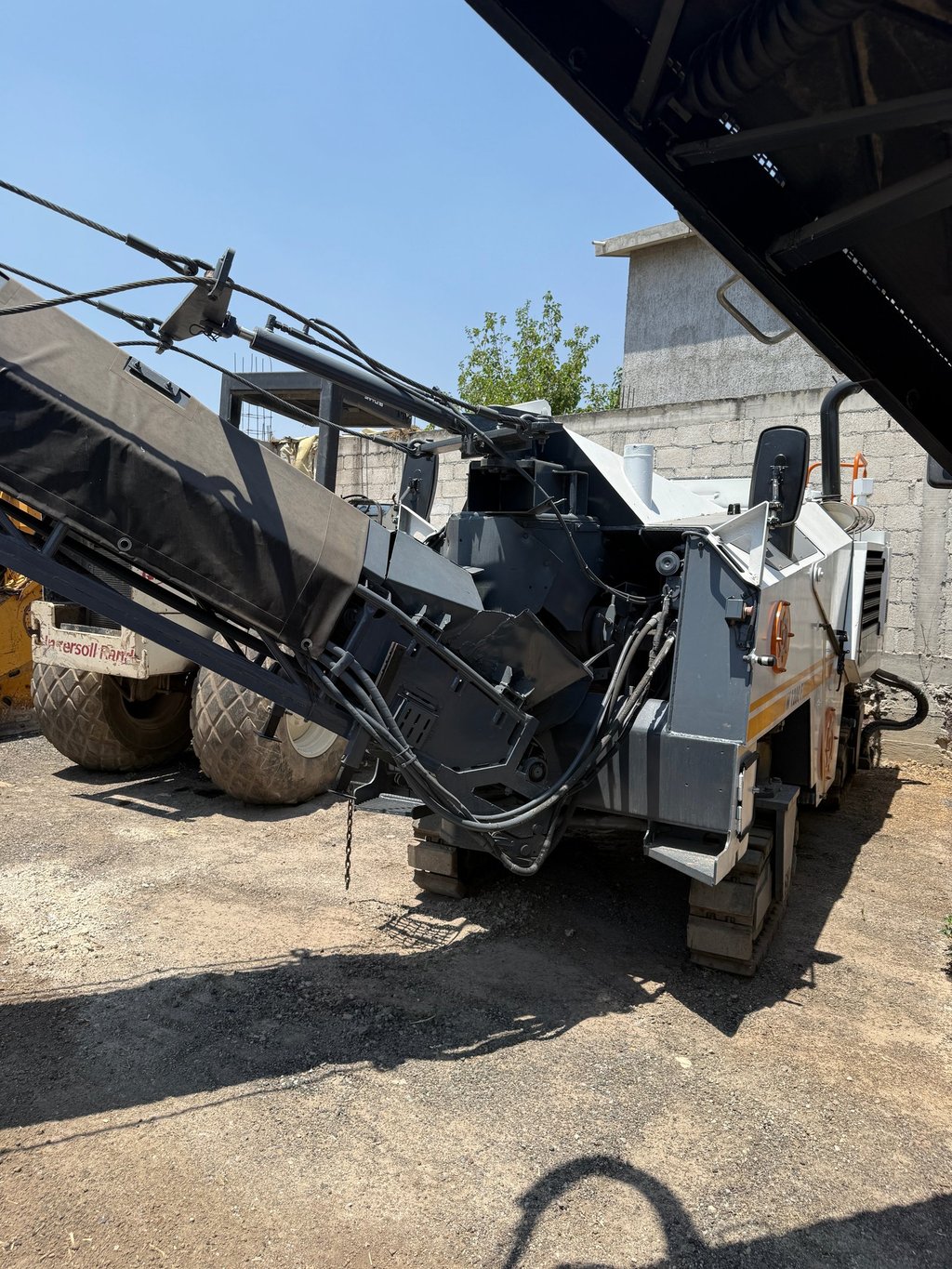 Fresadora de pavimento Wirtgen W1200F 