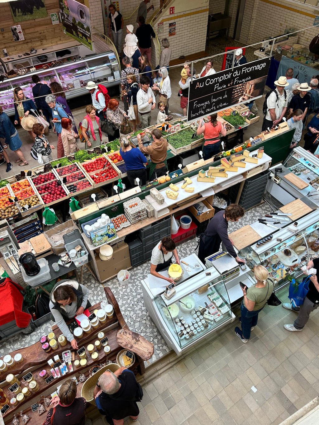 De versmarkt in Granville op zaterdag.